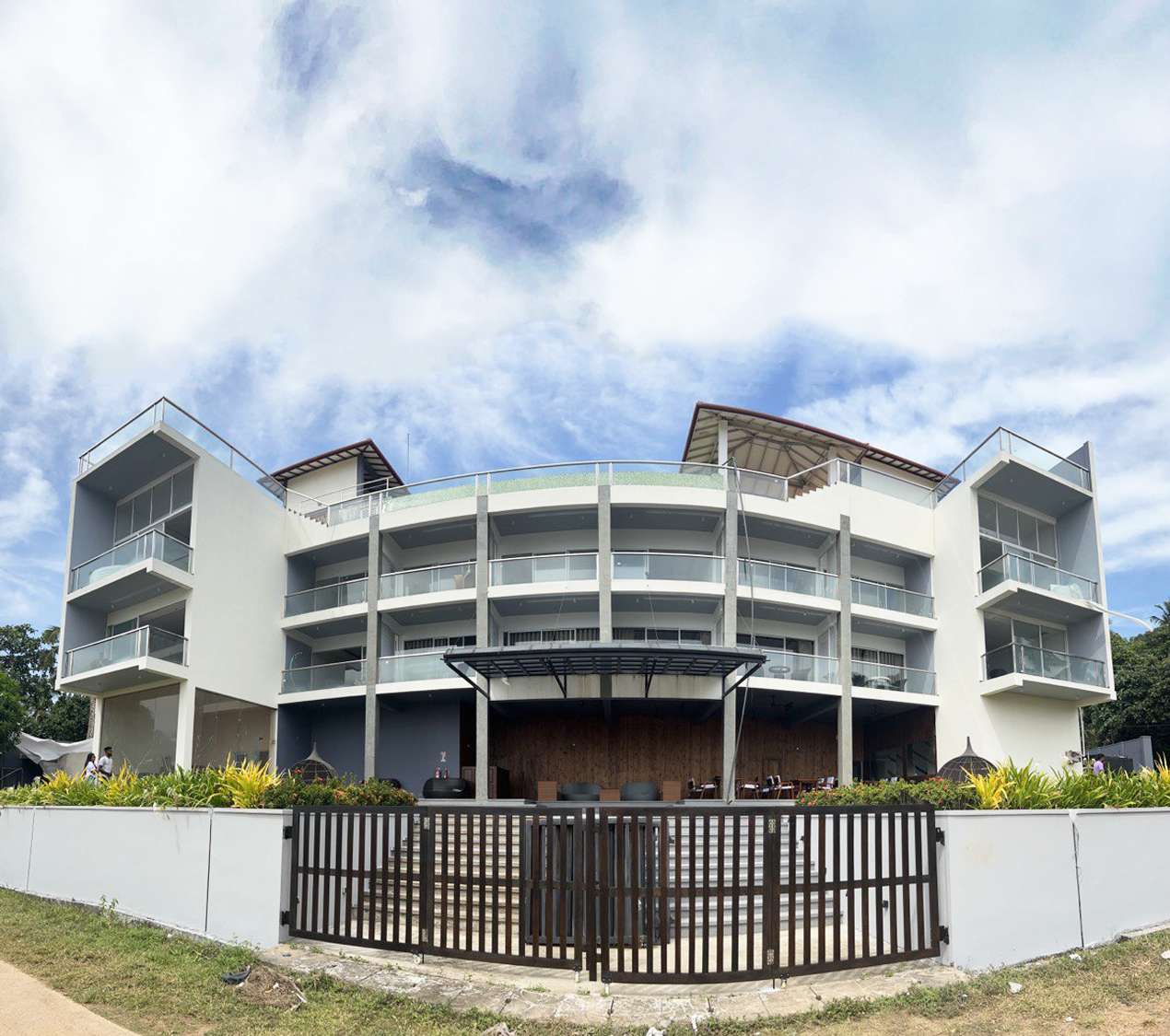 Image of  Mazarine Surf Suites 